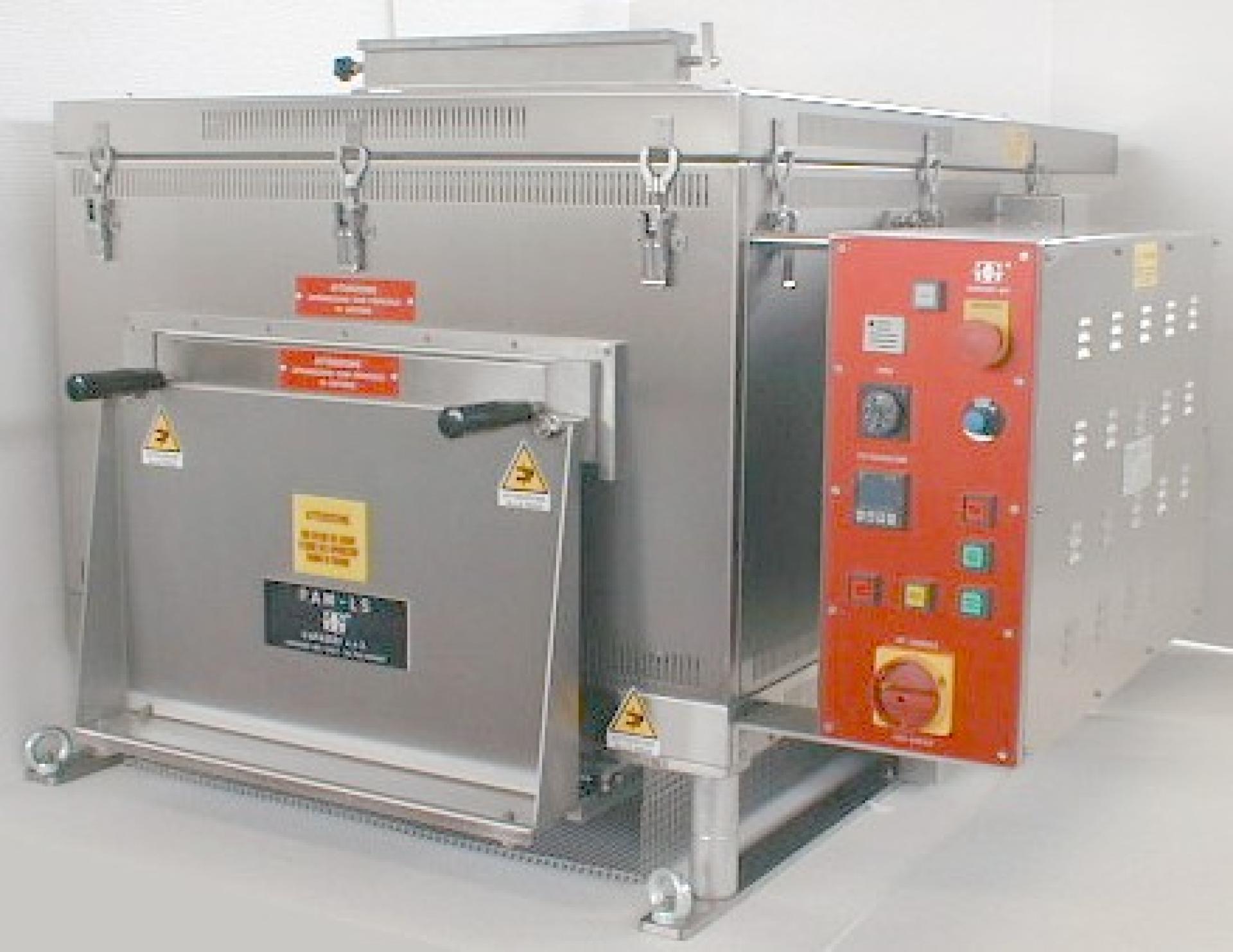 STUFA TERMOSTATICA MOD. RAM-LS/AUT.